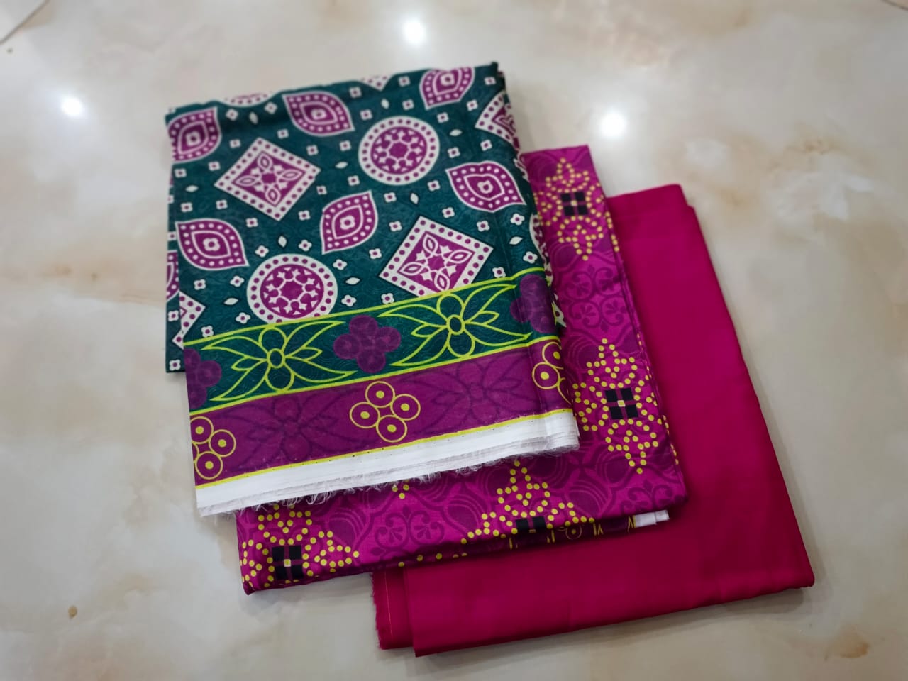 Pink Chunri Printed Lawn Unstitches - 3 PC